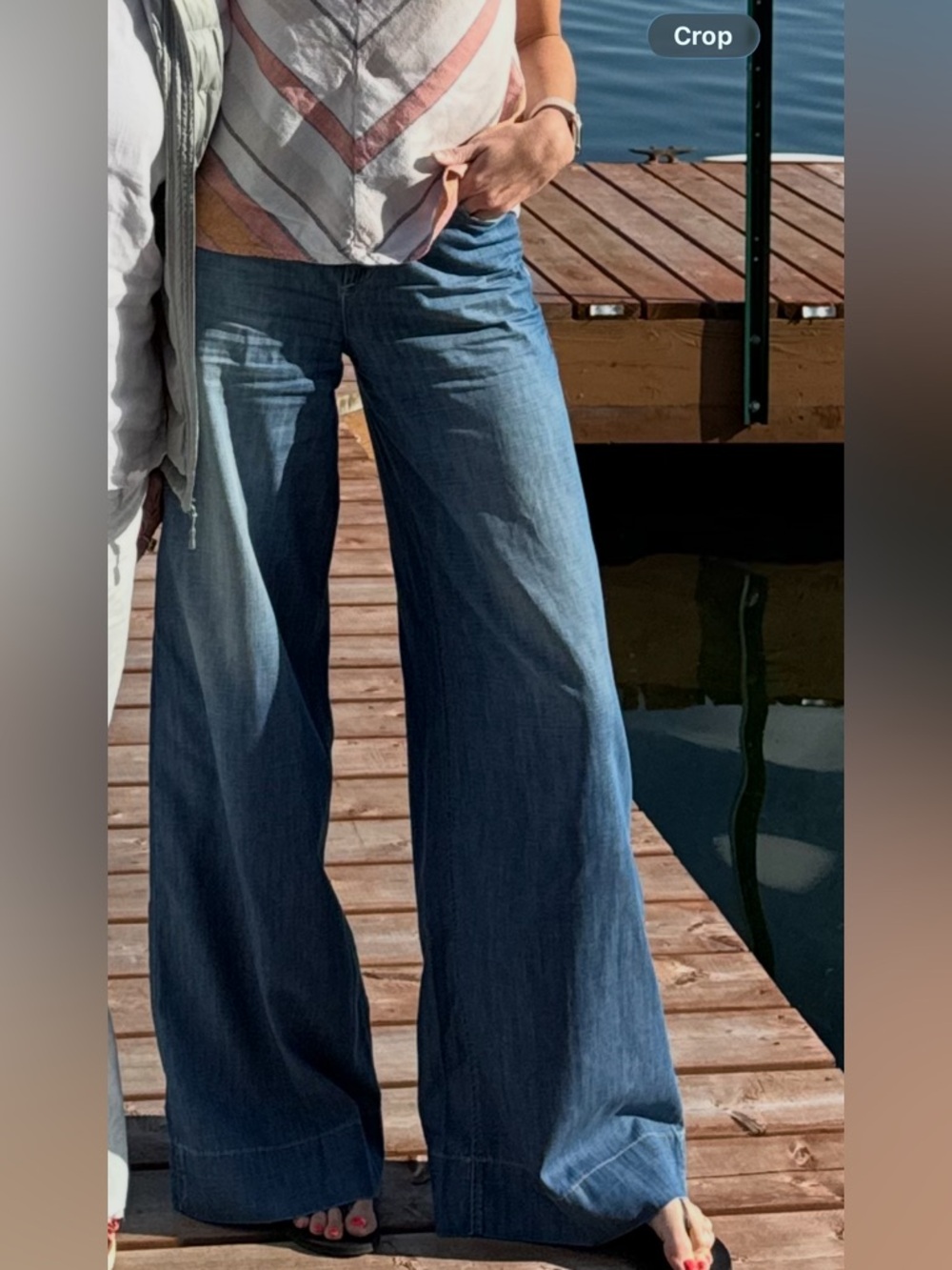 Alice + Olivia Wide Leg Chambray Jeans Size 27